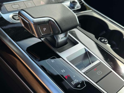 2026 Audi Q7 Premium 45 quattro *Ltd Avail*