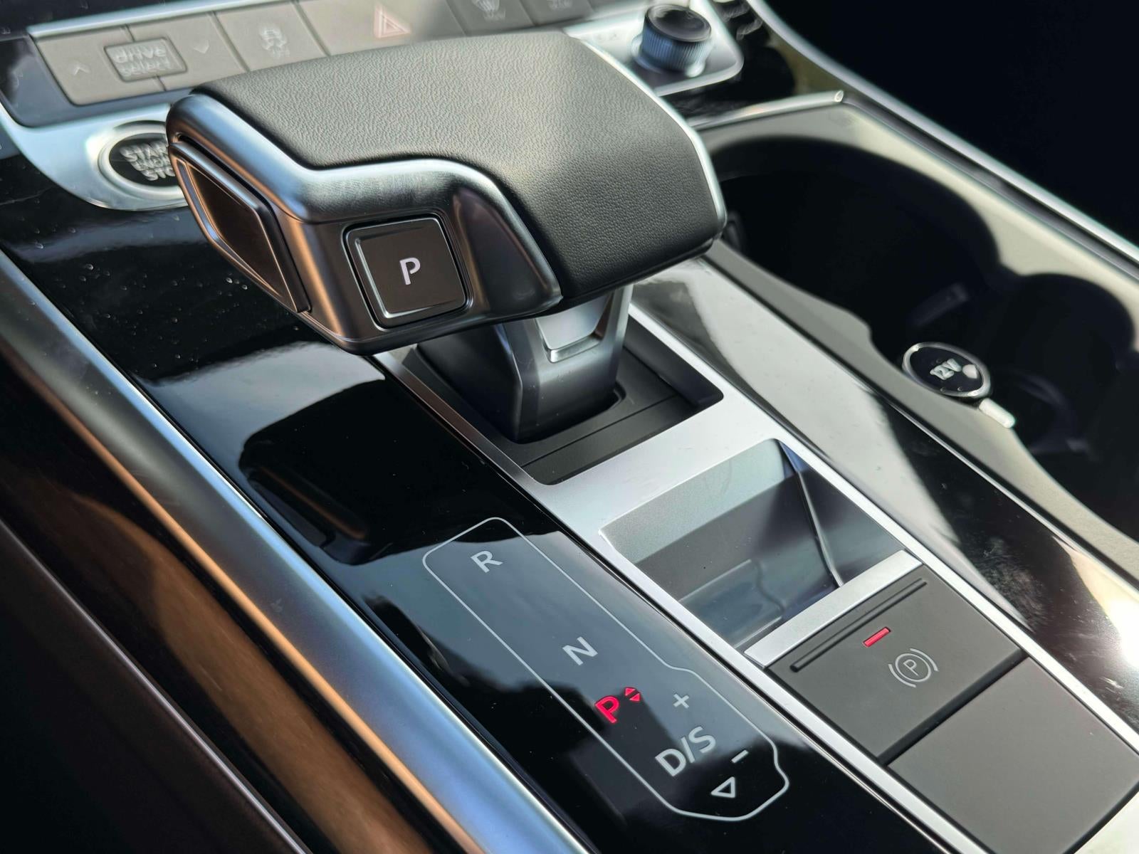 2026 Audi Q7 Premium 45 quattro *Ltd Avail*