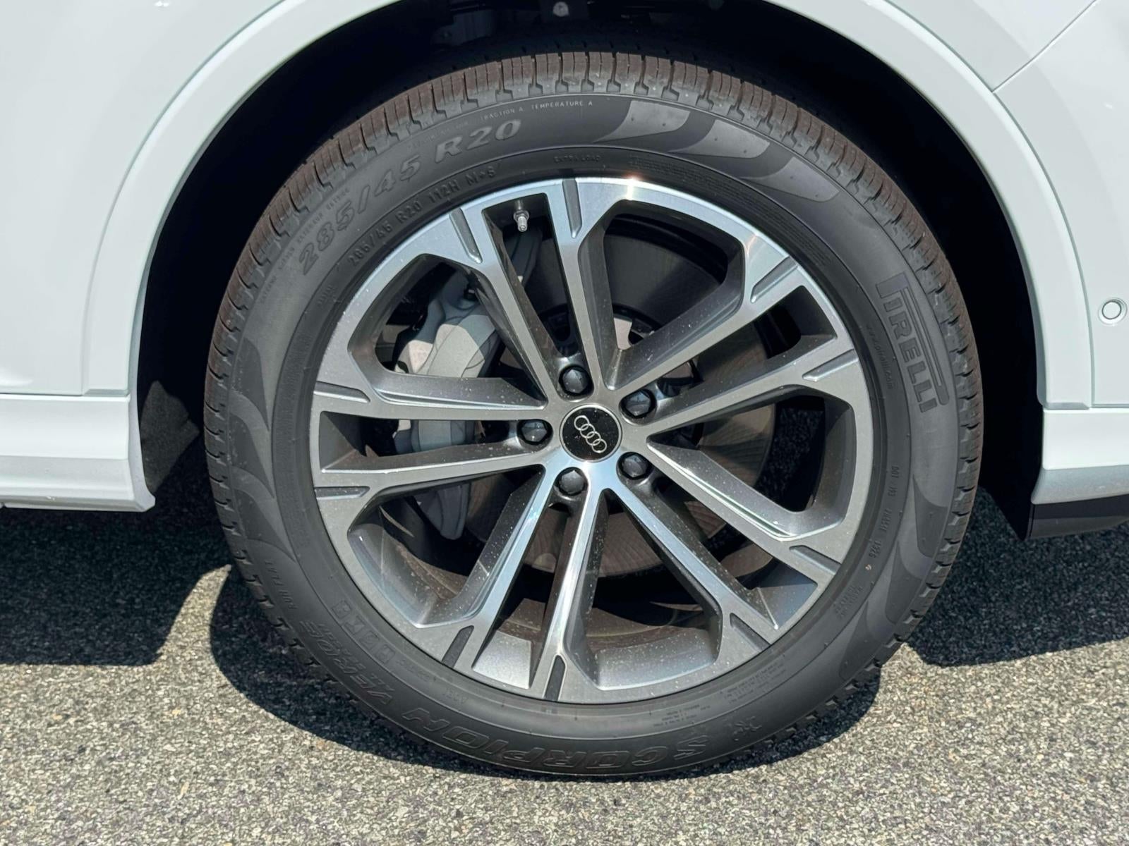 2026 Audi Q7 45 Premium