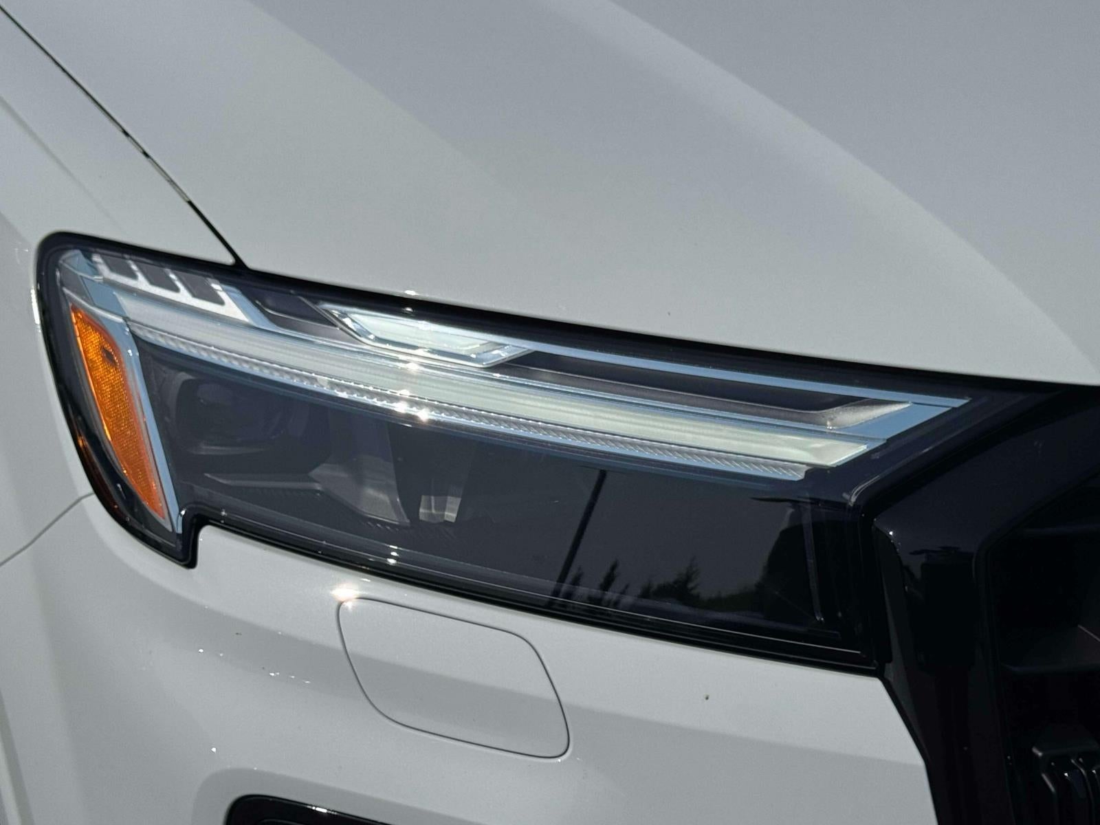 2026 Audi Q7 45 Premium