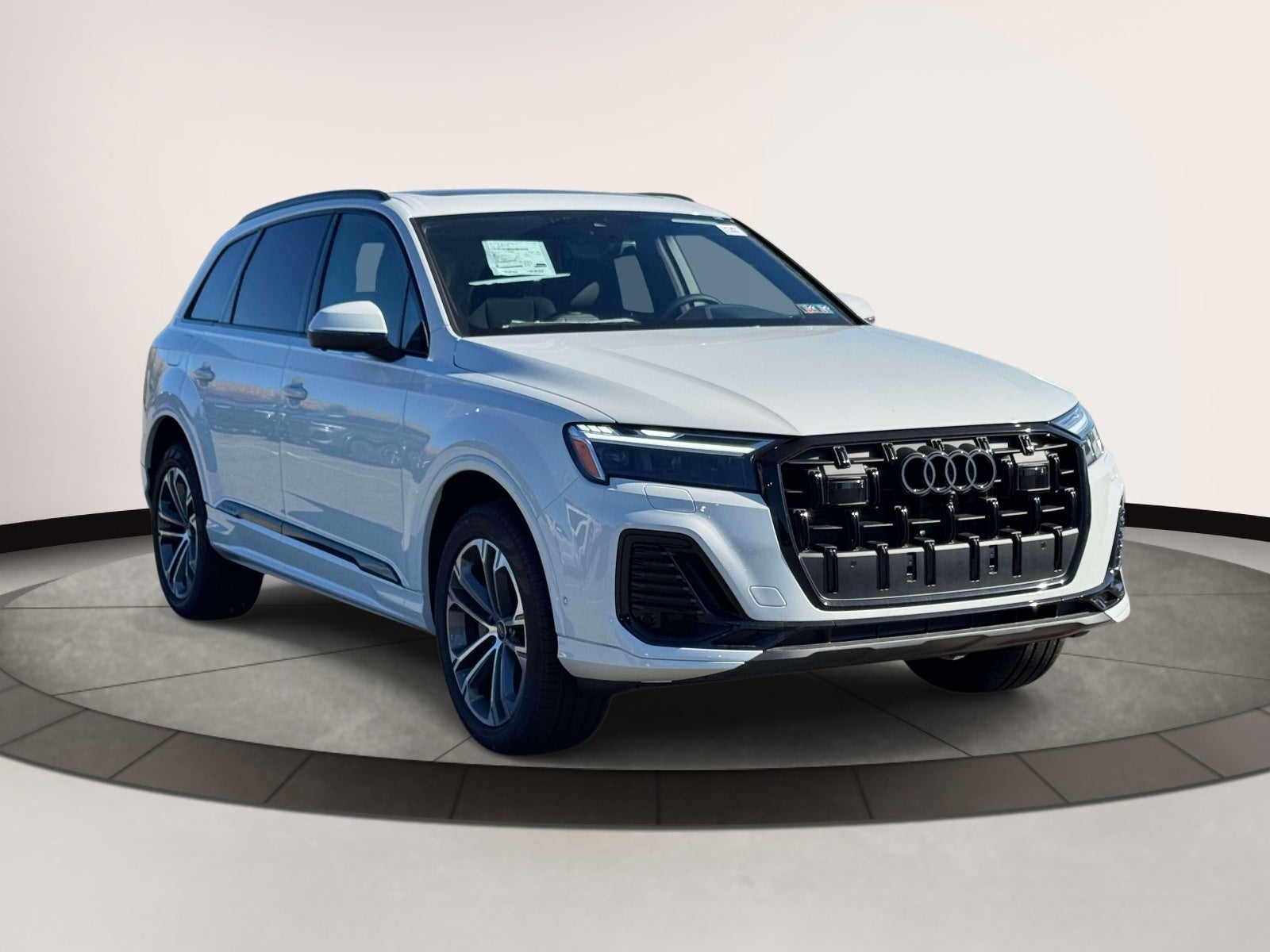 2026 Audi Q7 45 Premium