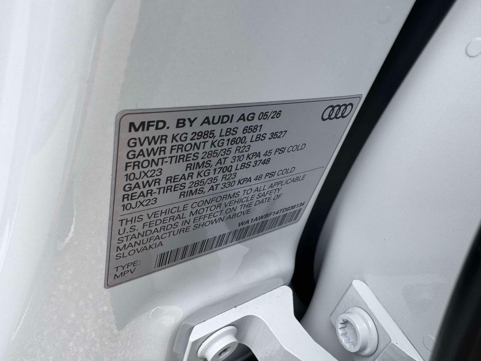 2026 Audi SQ8 4.0T Premium Plus