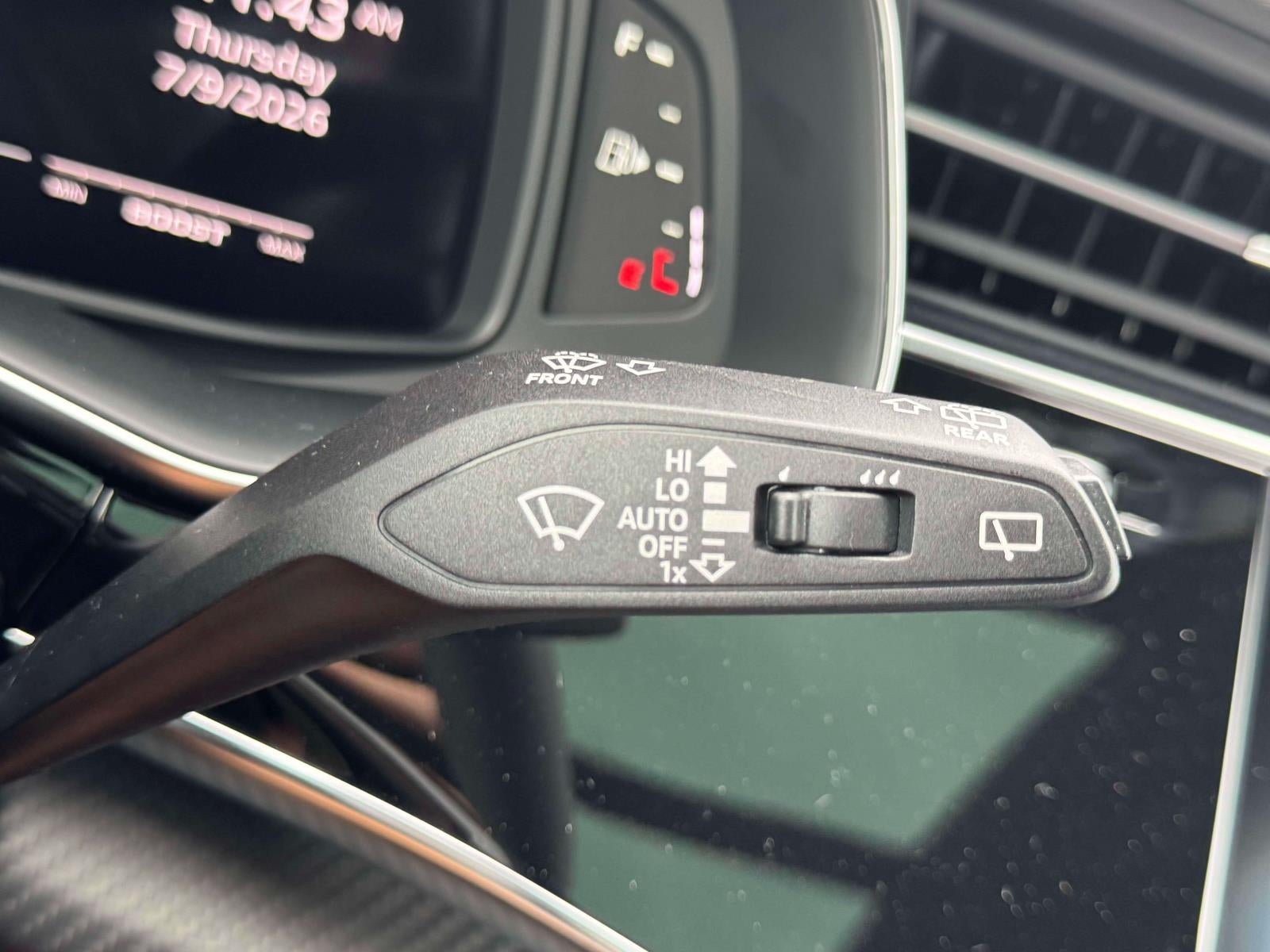 2026 Audi SQ8 4.0T Premium Plus