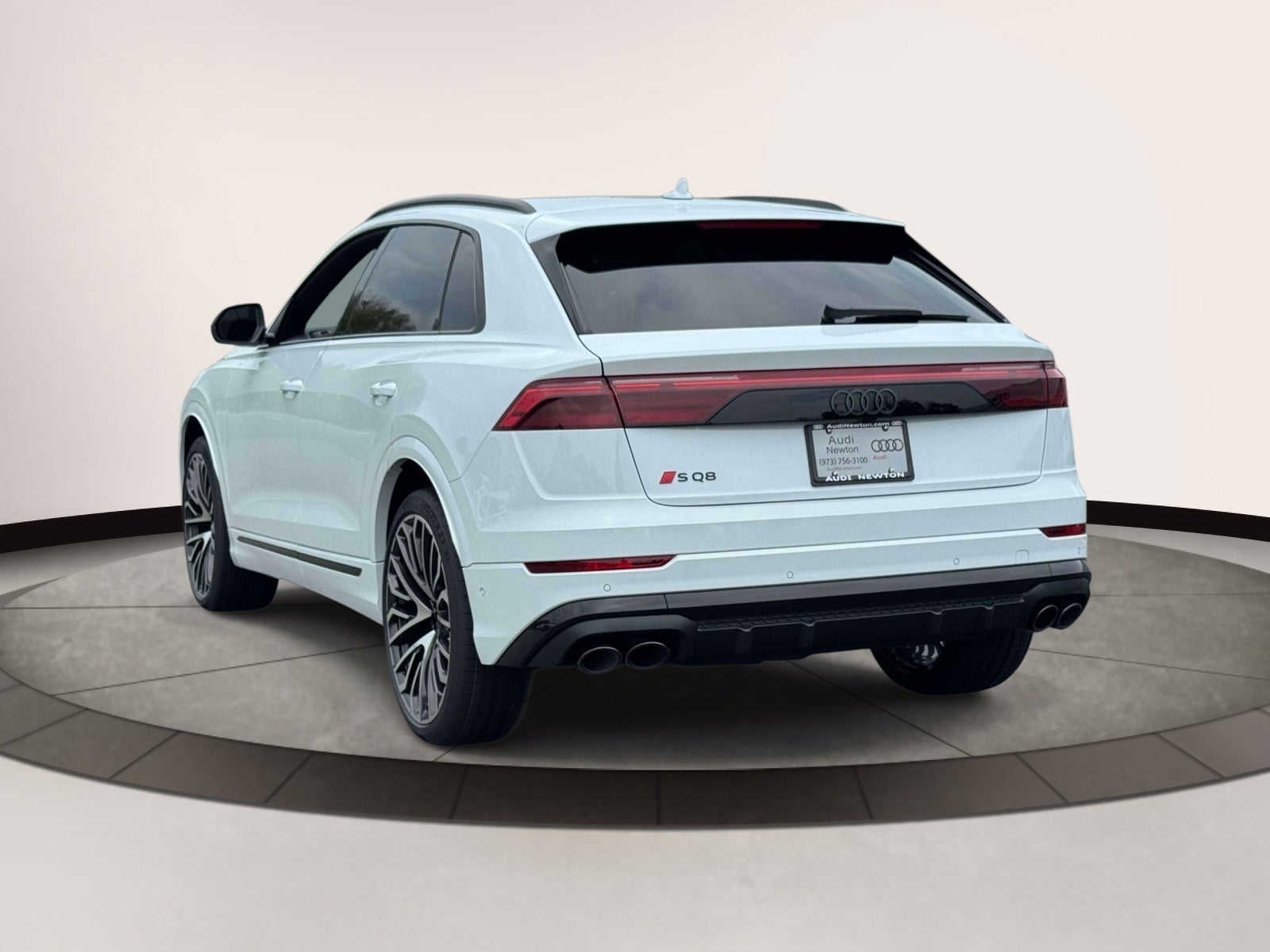 2026 Audi SQ8 4.0T Premium Plus