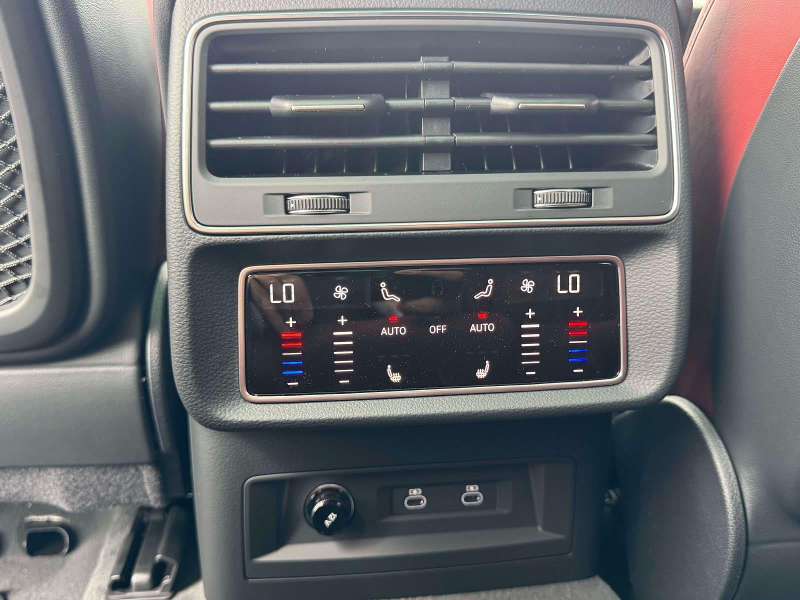 2026 Audi SQ8 4.0T Premium Plus