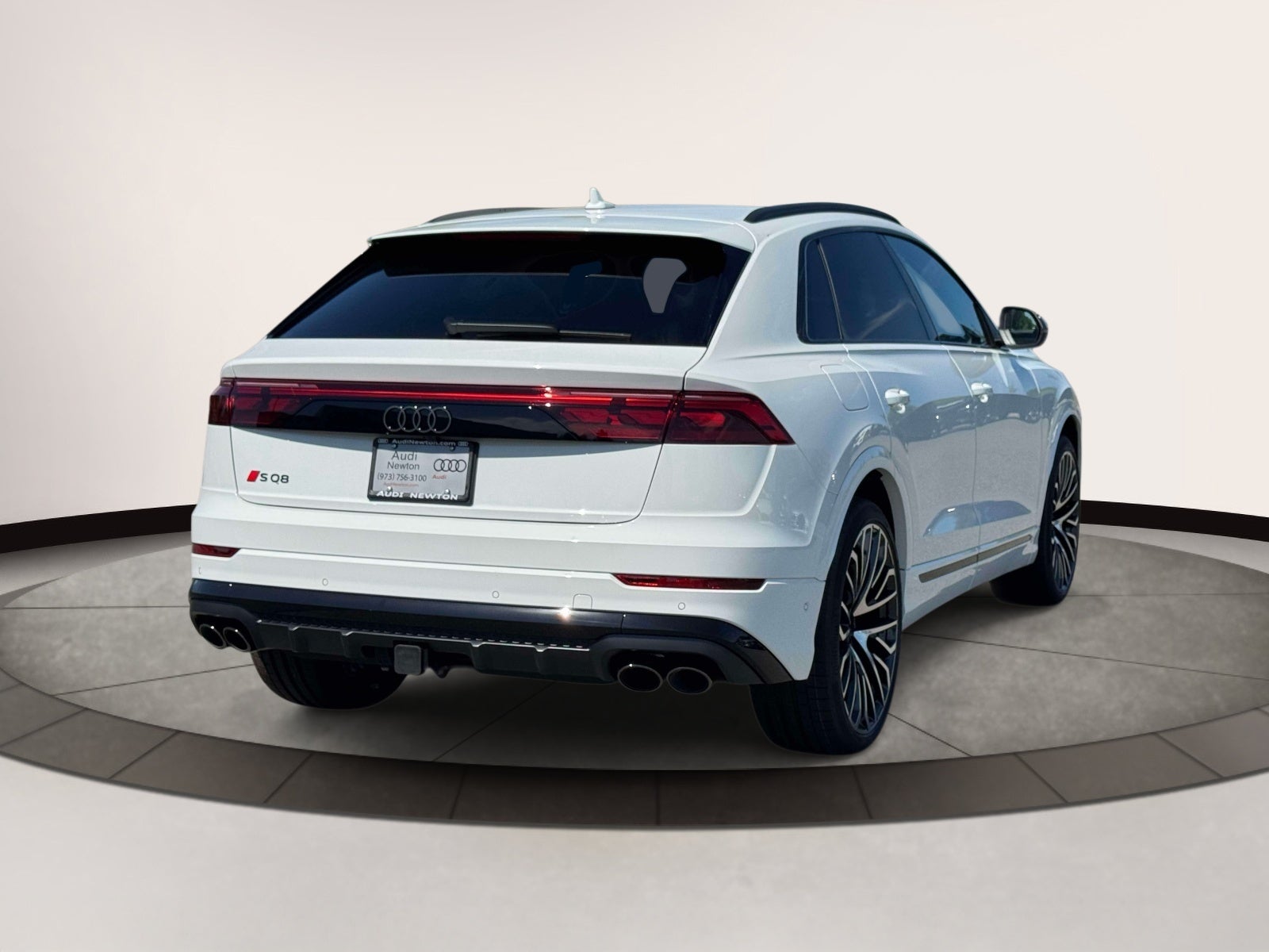 2026 Audi SQ8 4.0T Prestige