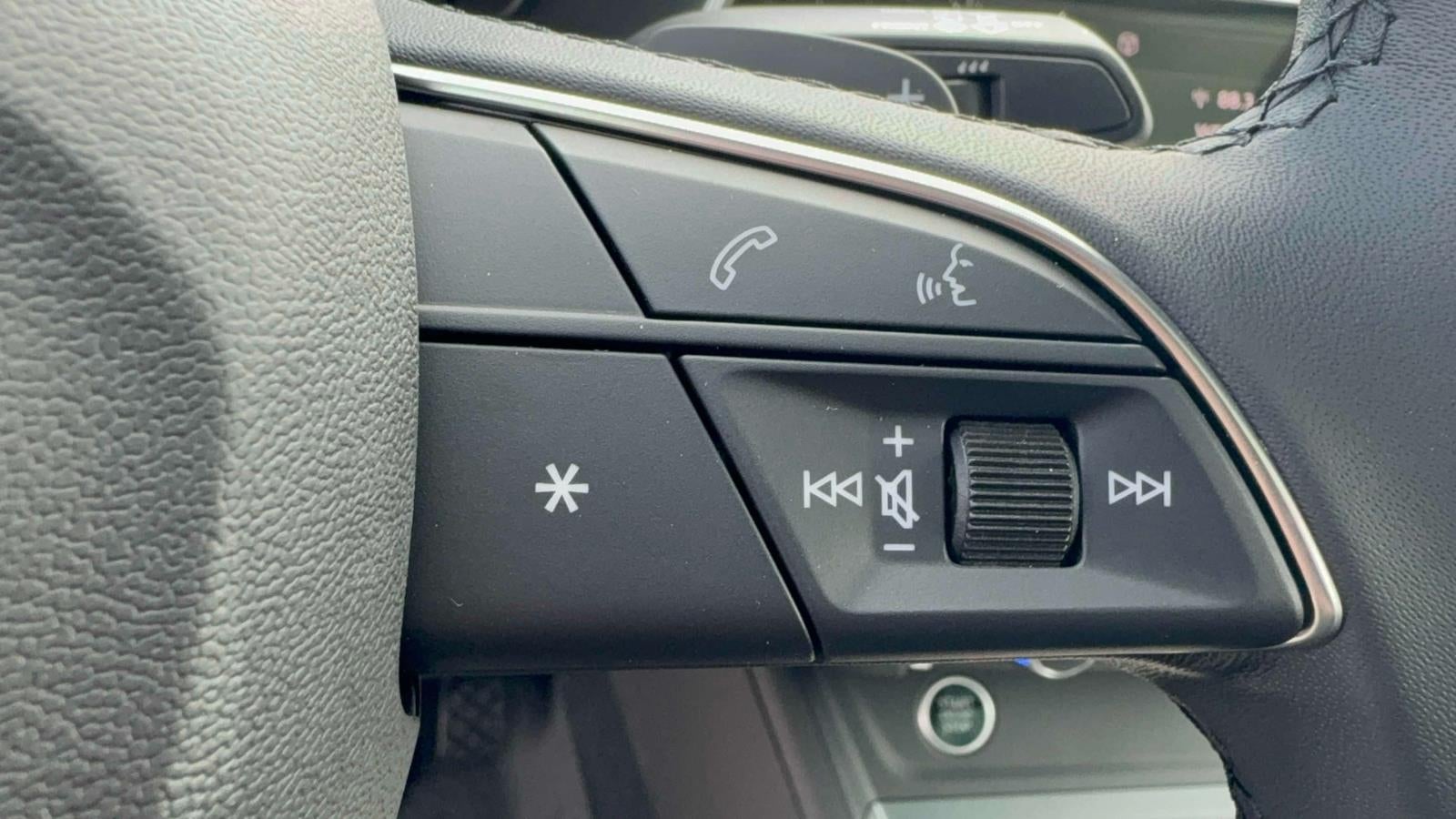 2025 Audi Q3 Premium