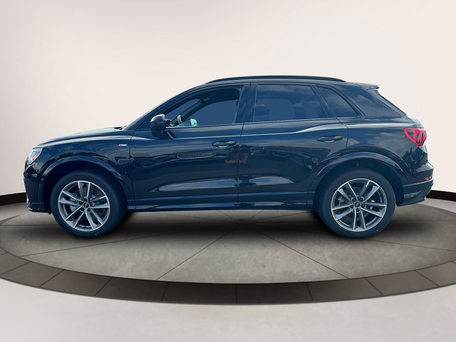 2025 Audi Q3 Premium