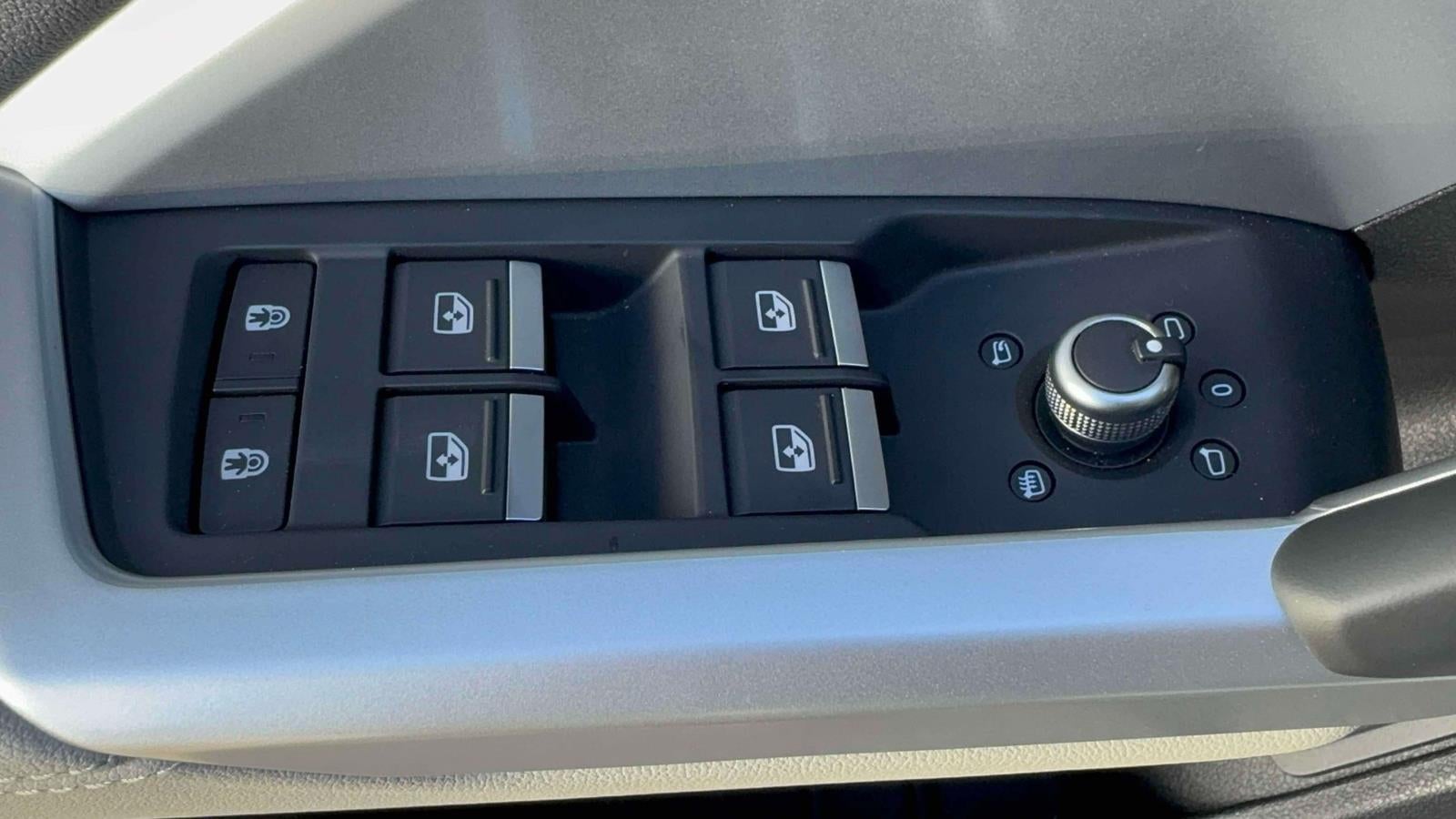2025 Audi Q3 Premium