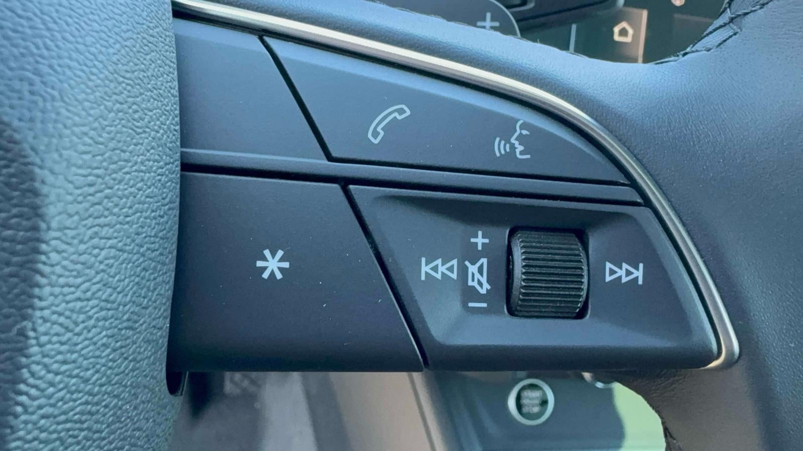 2025 Audi Q3 Premium