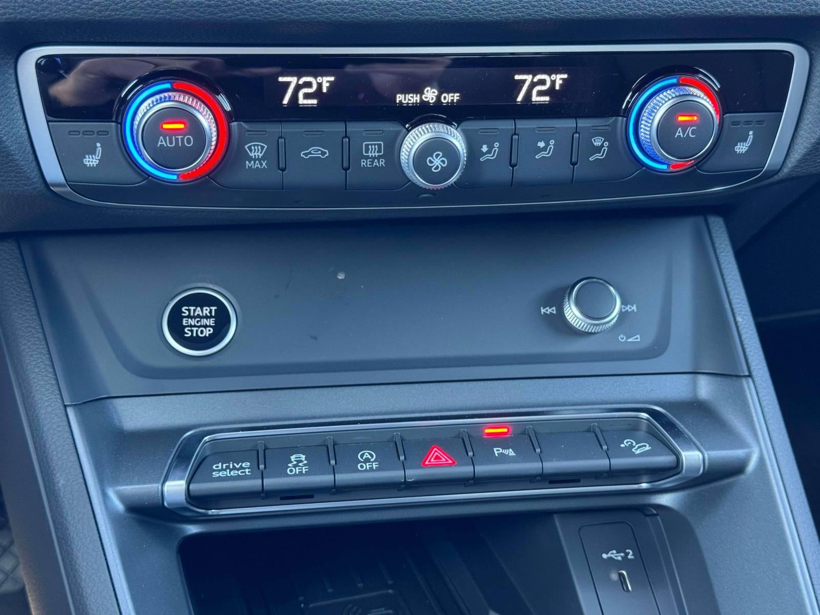 2025 Audi Q3 Premium