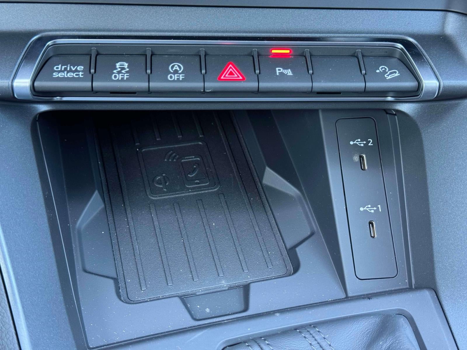 2025 Audi Q3 Premium