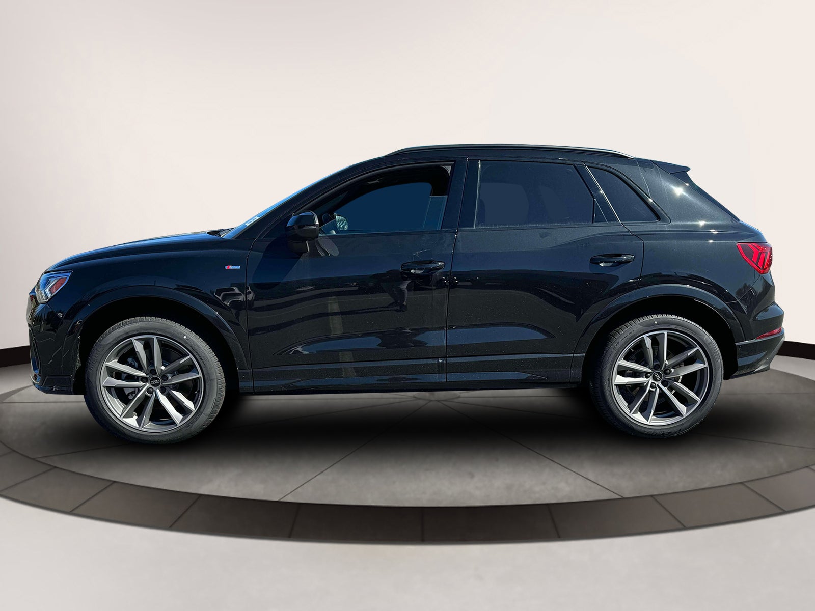 2025 Audi Q3 Premium