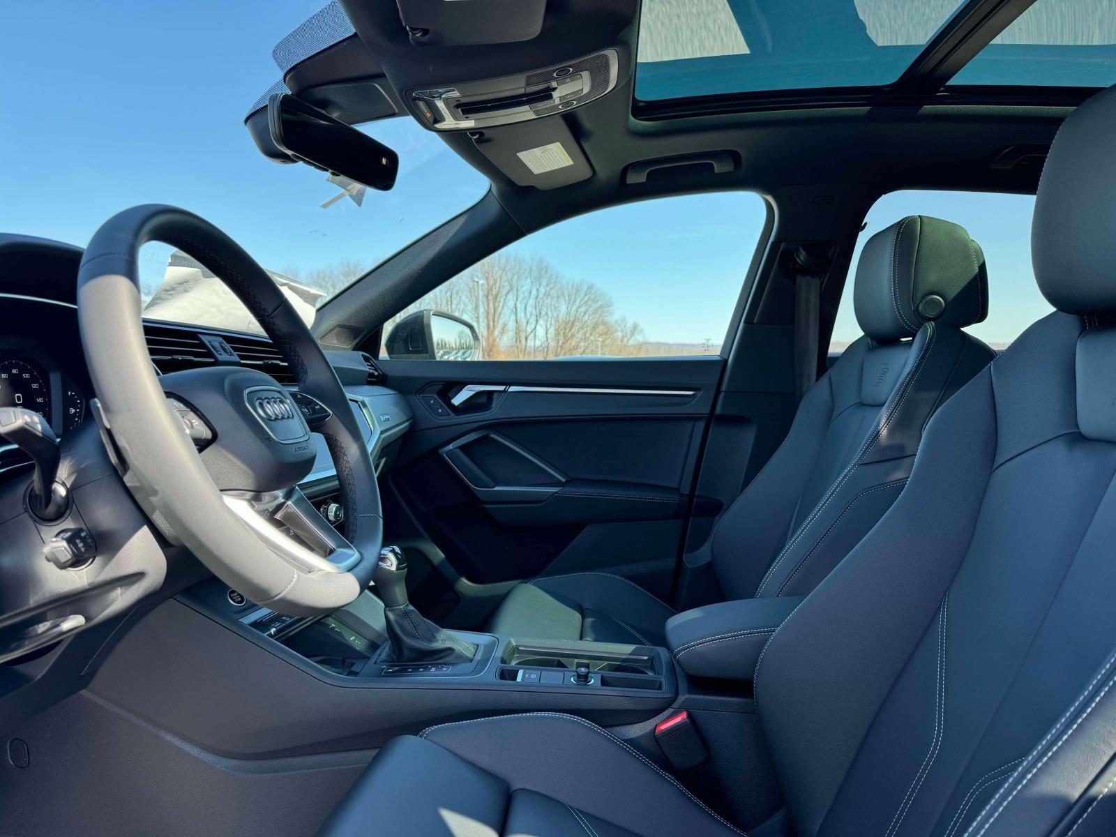 2025 Audi Q3 Premium