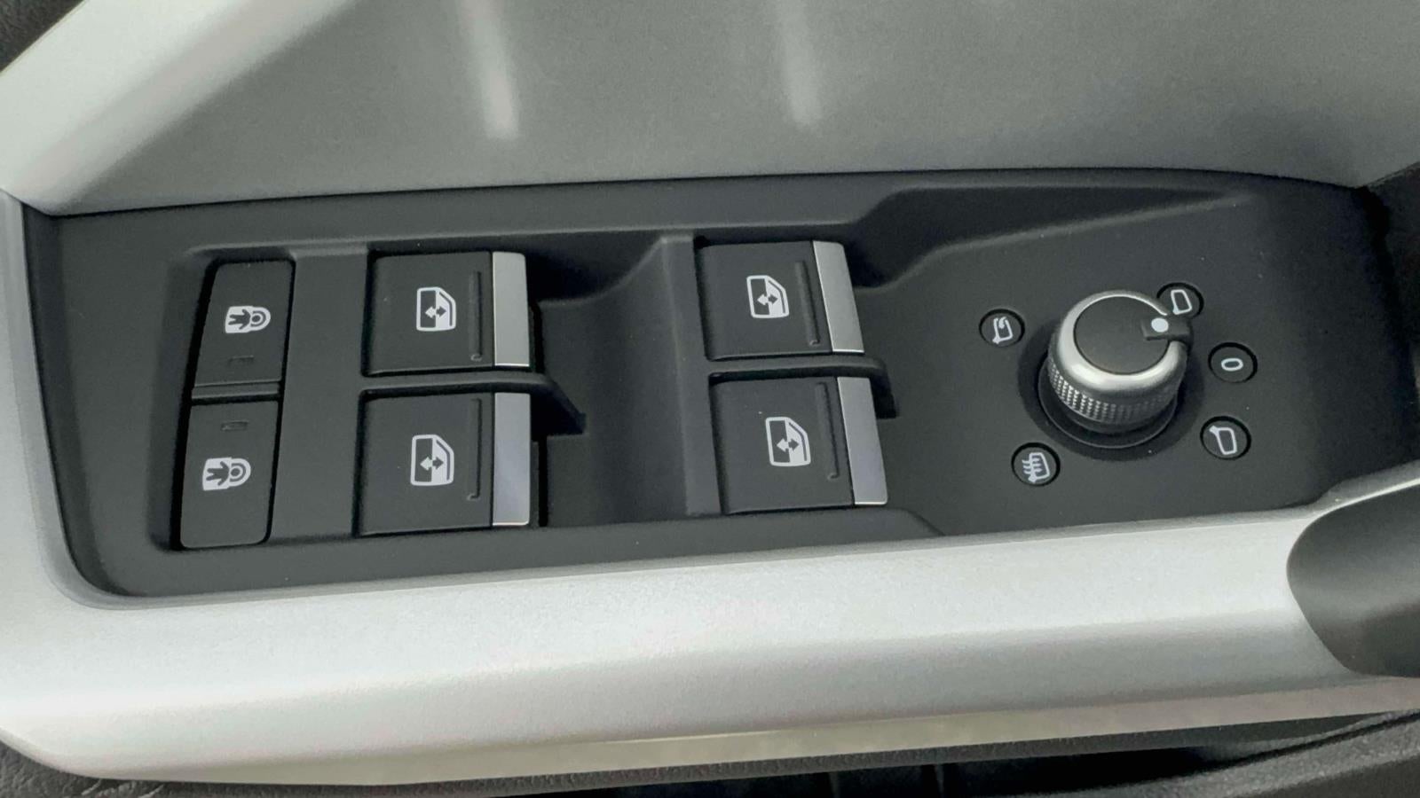 2025 Audi Q3 Premium