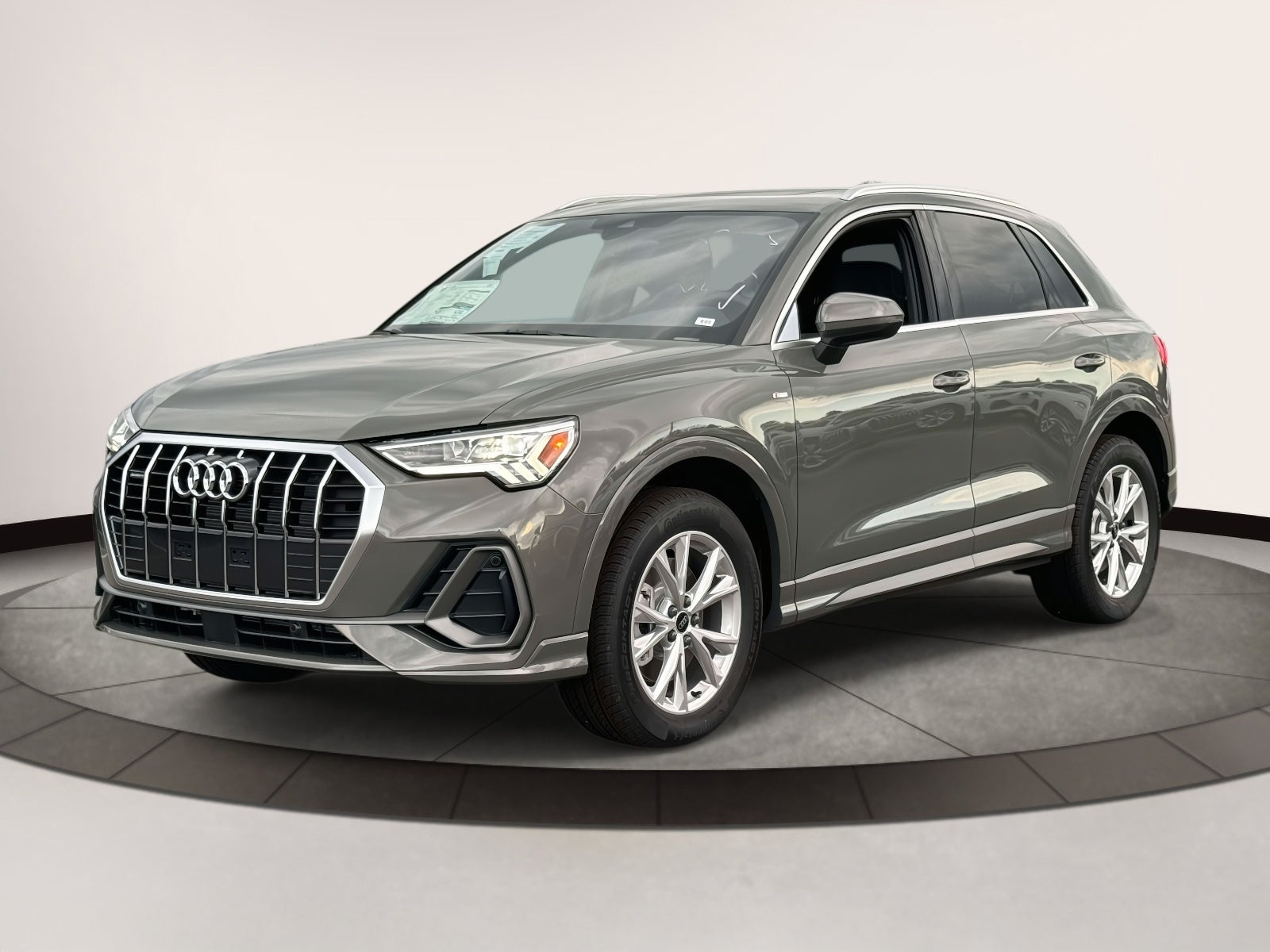 2025 Audi Q3 Premium