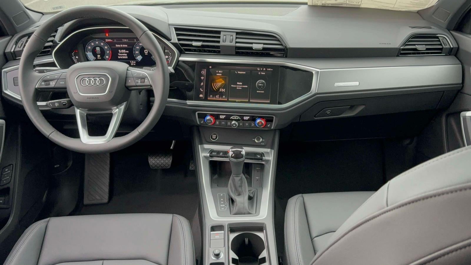 2025 Audi Q3 Premium