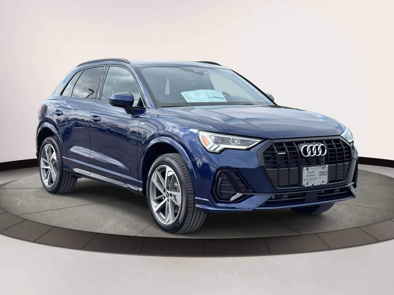 2025 Audi Q3 Premium