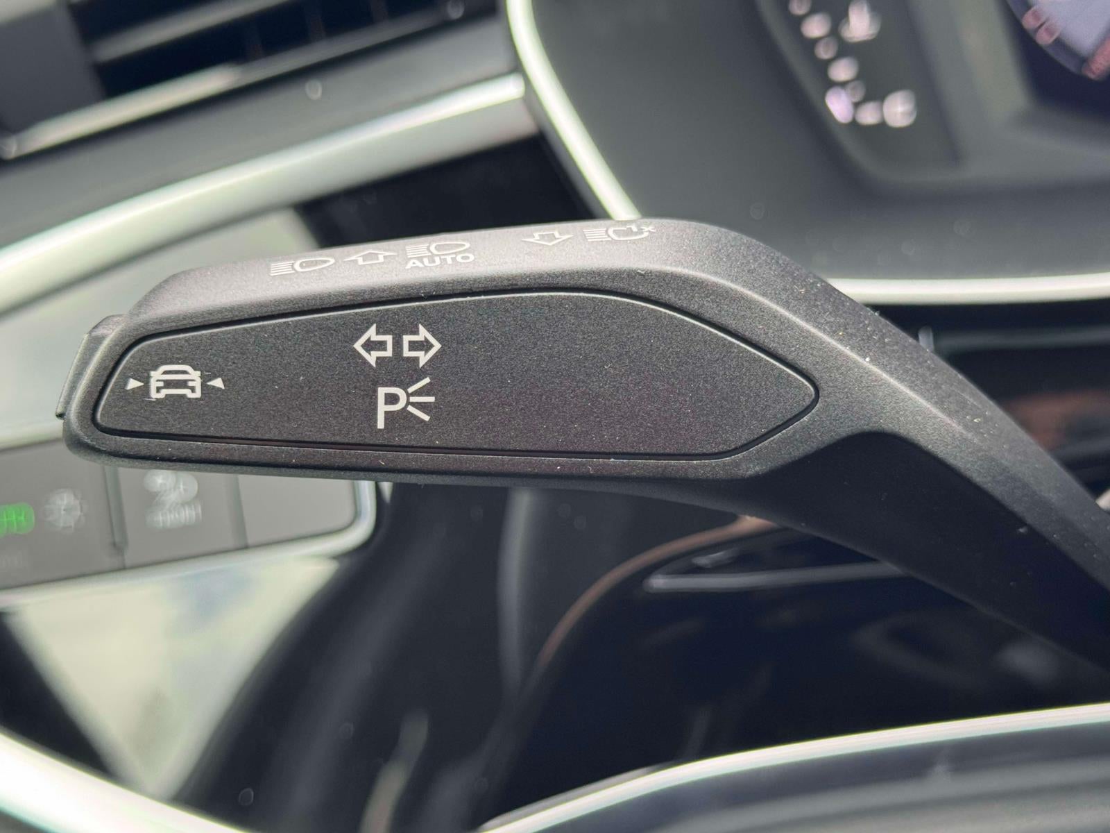 2025 Audi Q3 Premium