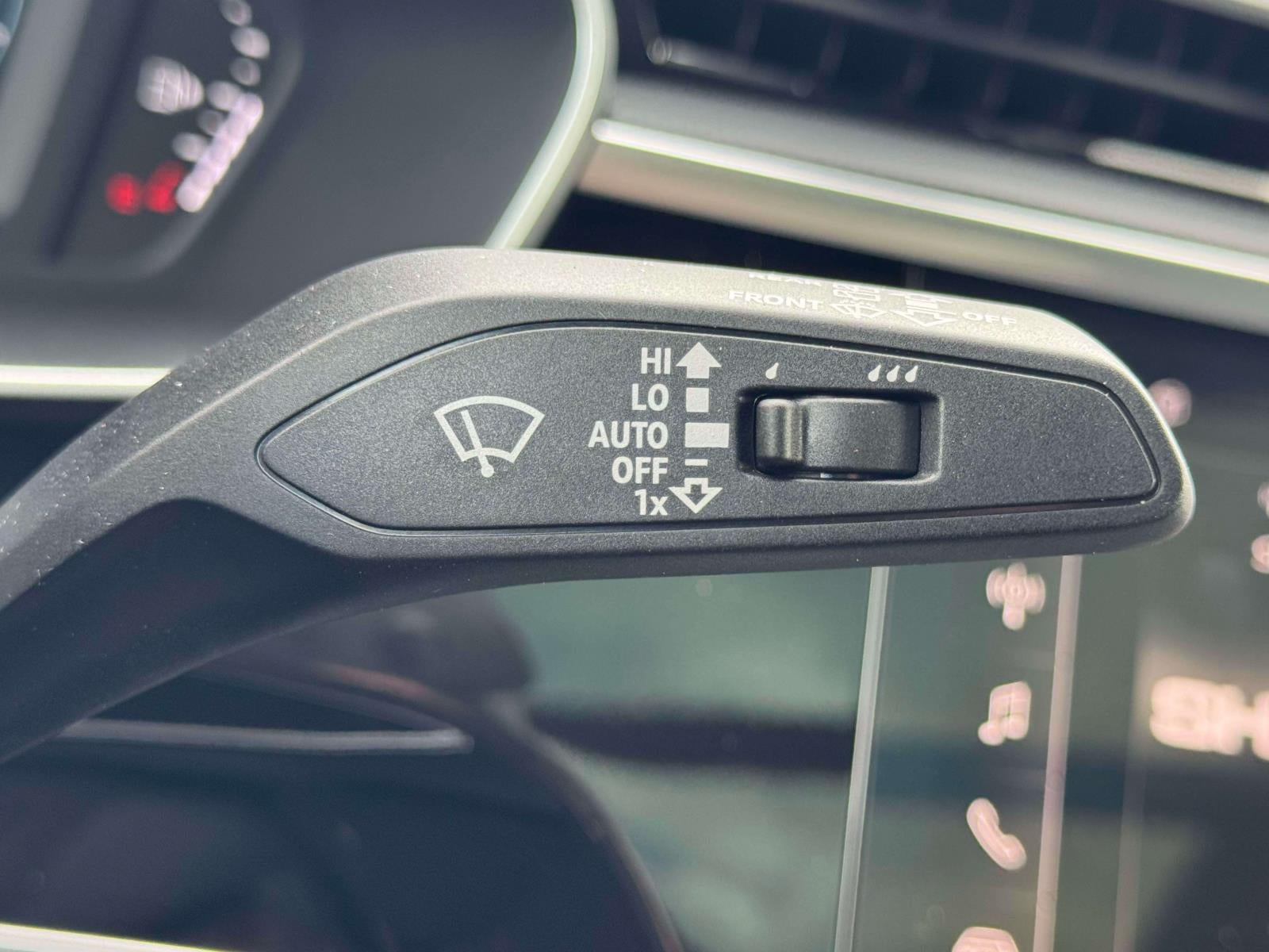 2025 Audi Q3 Premium