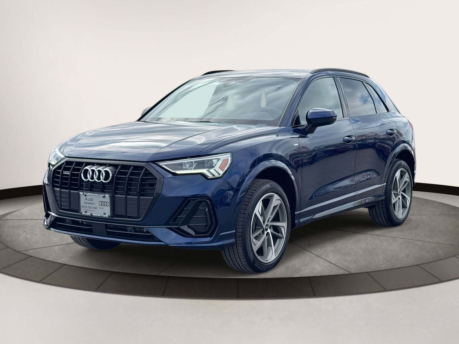 2025 Audi Q3 Premium