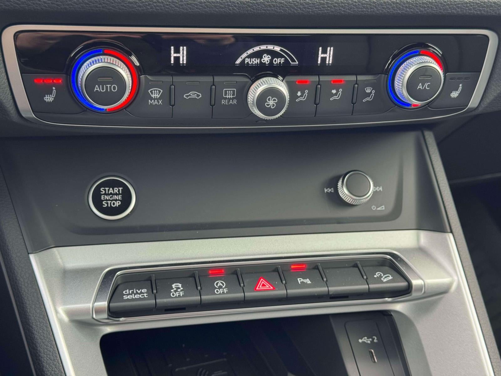 2025 Audi Q3 Premium