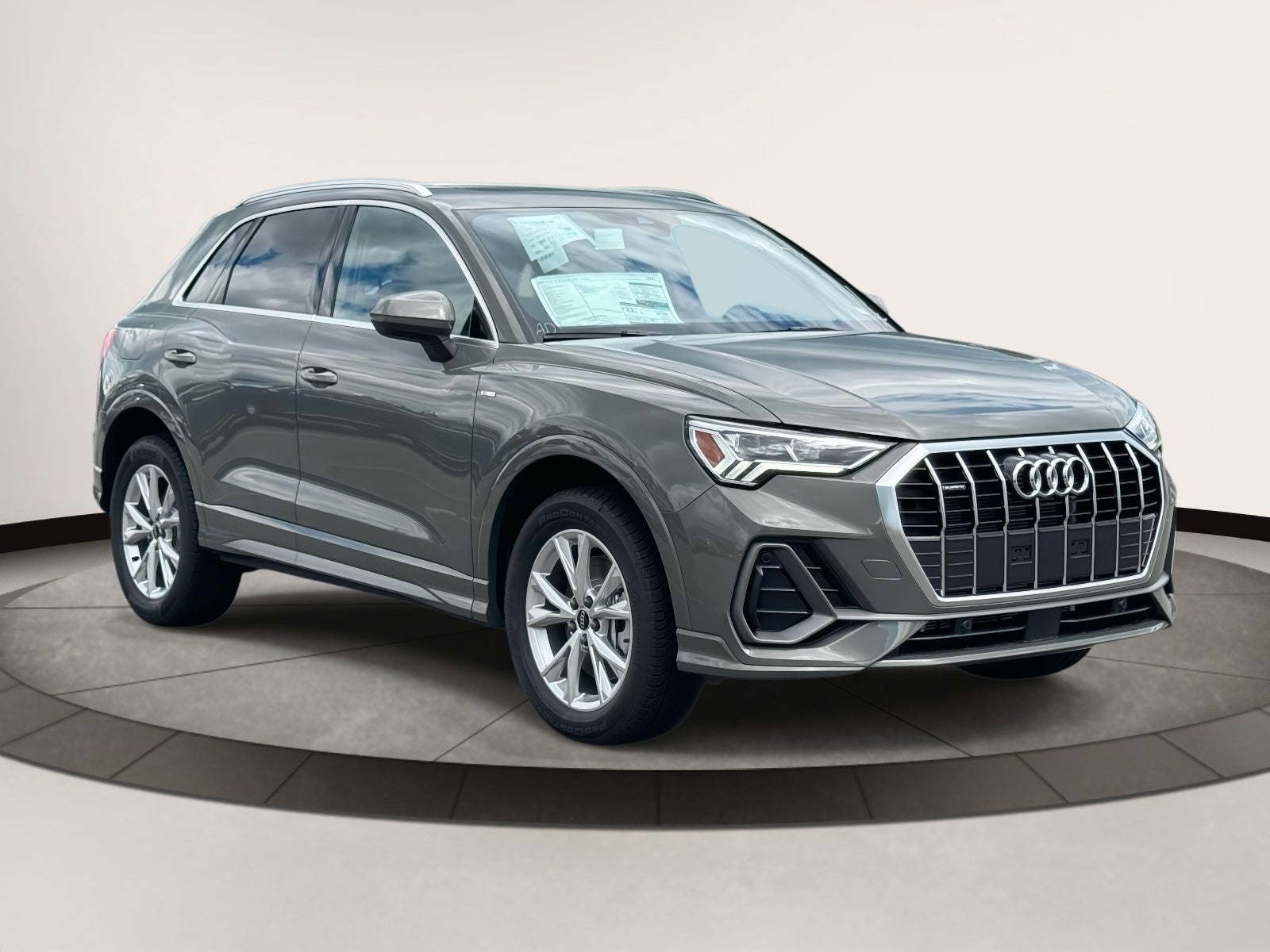 2025 Audi Q3 Premium