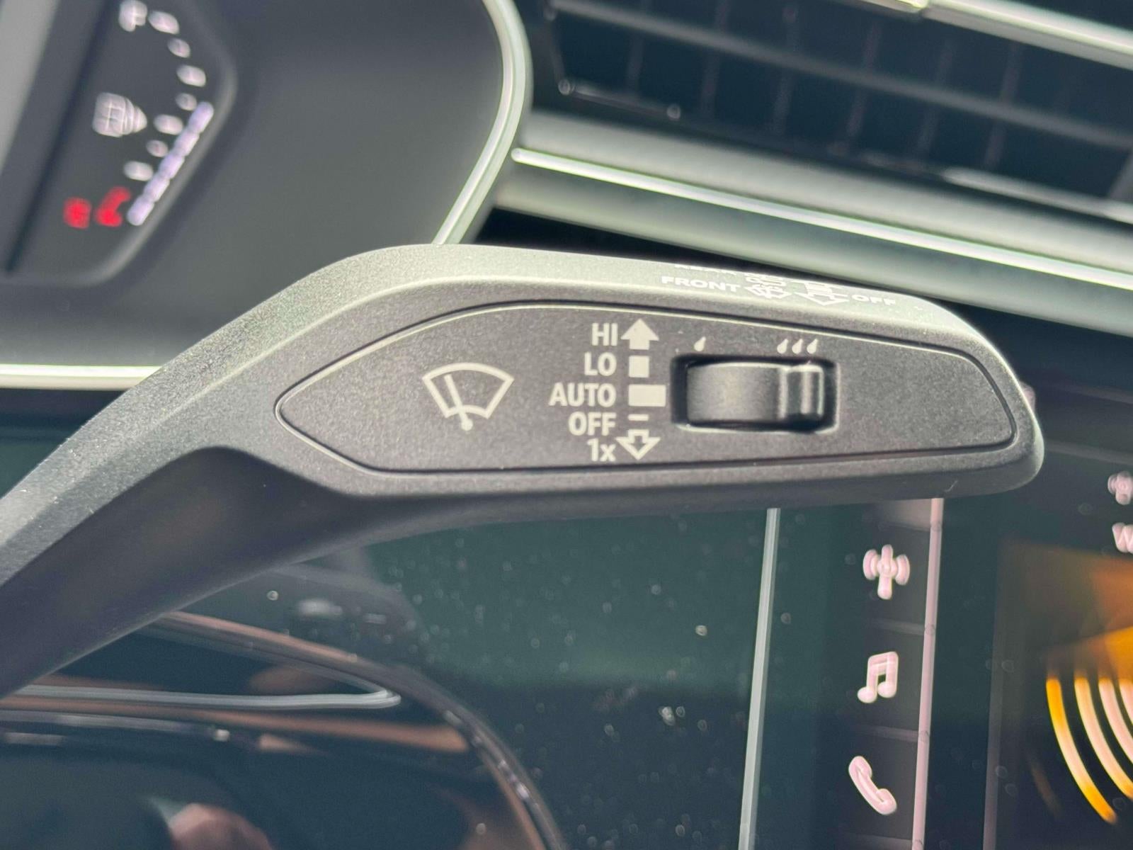 2025 Audi Q3 Premium