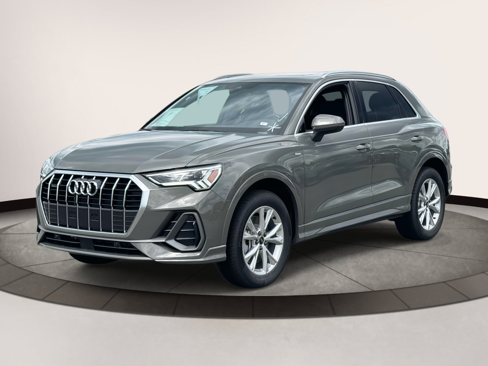 2025 Audi Q3 Premium