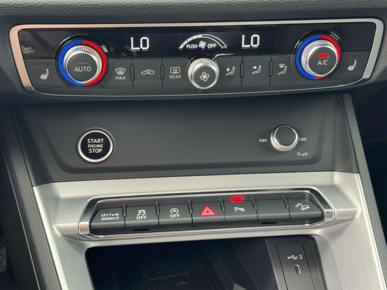 2025 Audi Q3 Premium