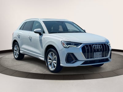 2025 Audi Q3 Premium