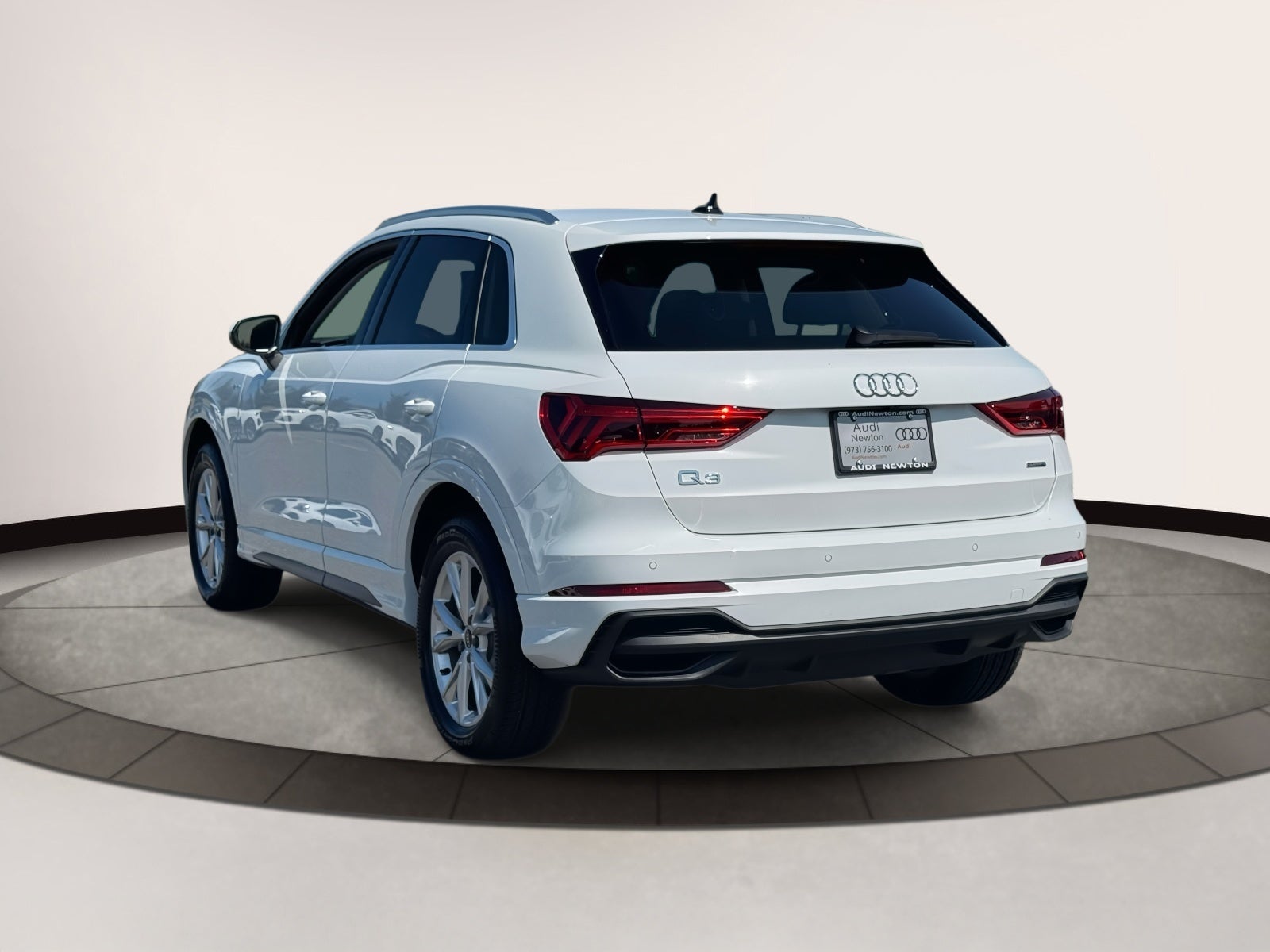 2025 Audi Q3 Premium