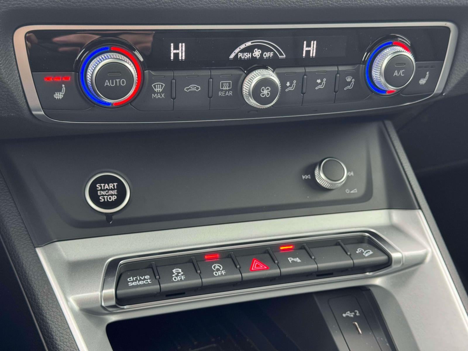 2025 Audi Q3 Premium