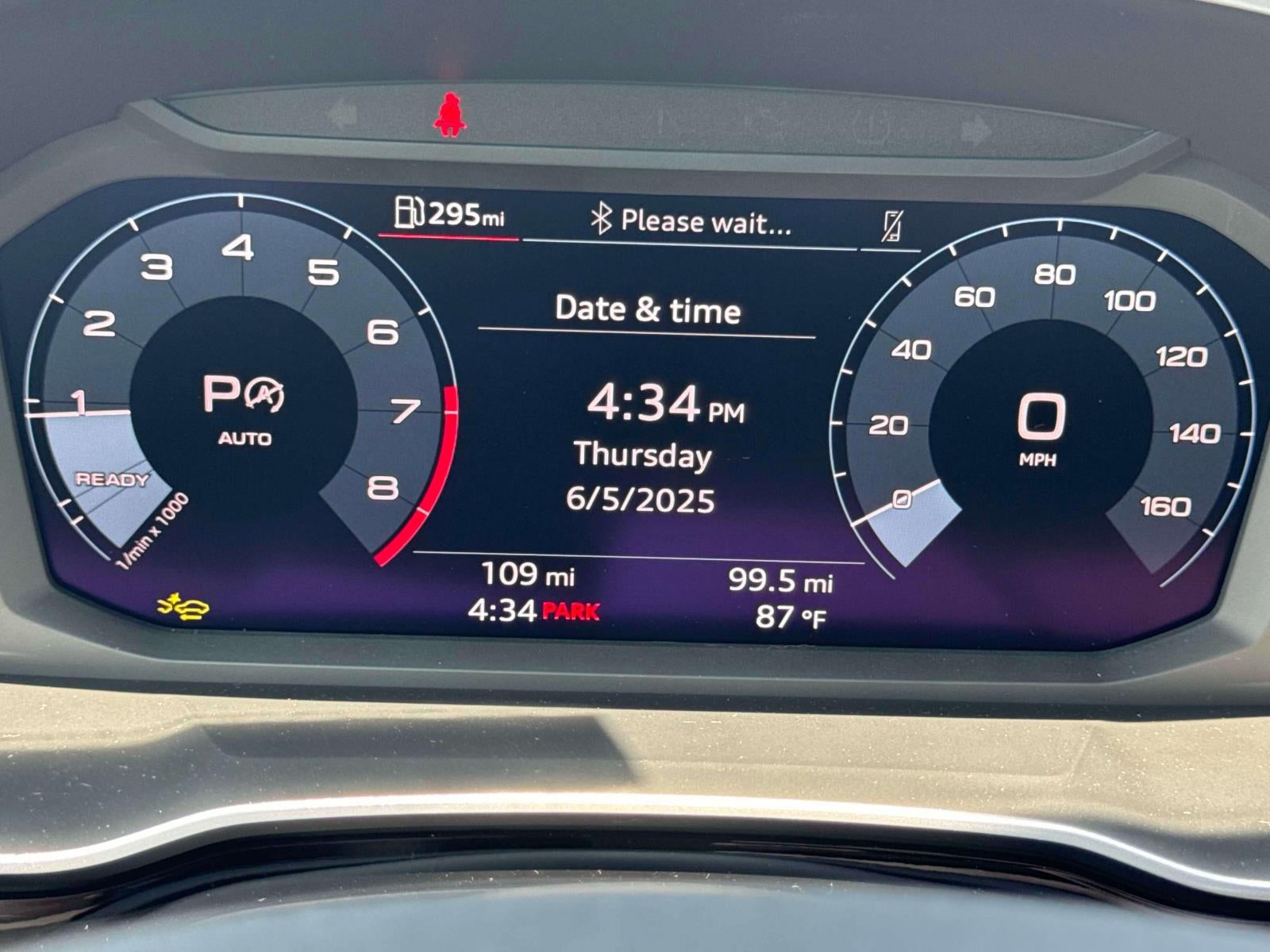 2025 Audi Q3 Premium