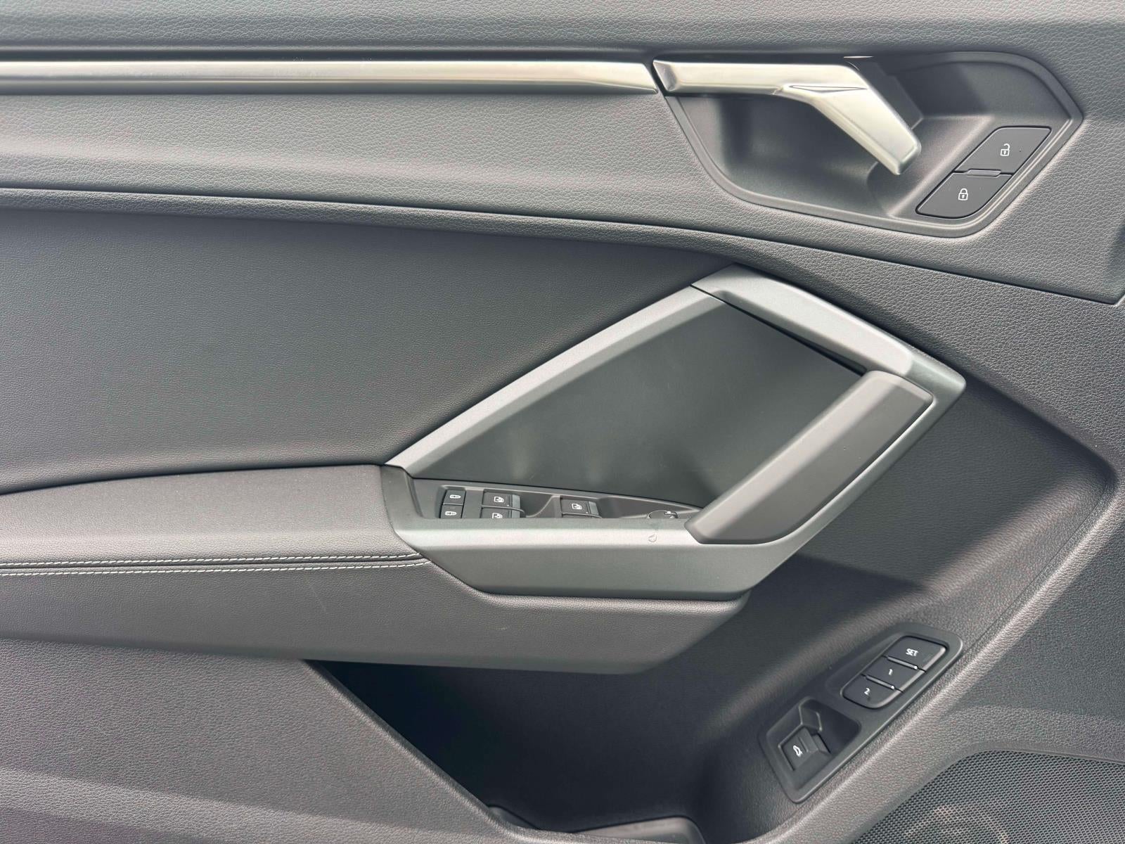 2025 Audi Q3 Premium