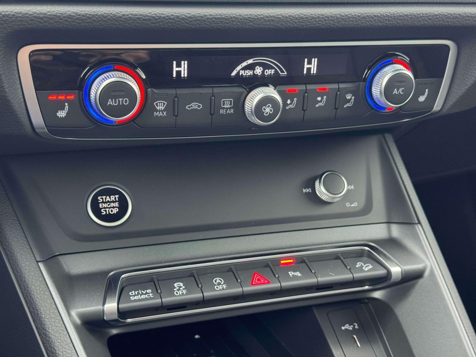 2025 Audi Q3 Premium