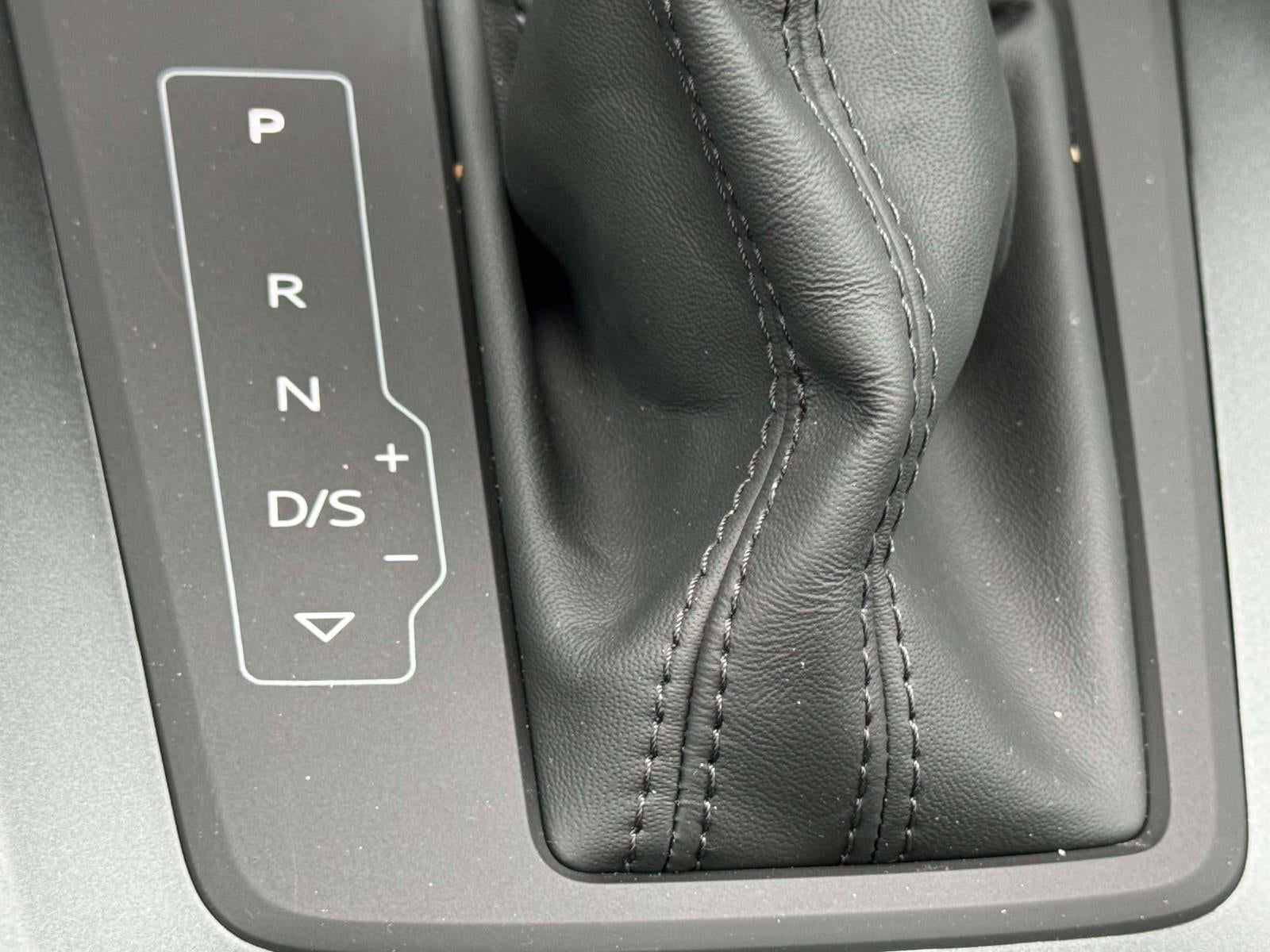 2025 Audi Q3 Premium