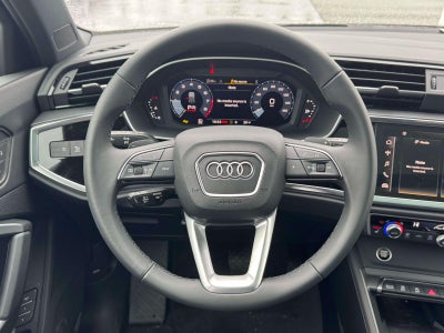 2025 Audi Q3 Premium
