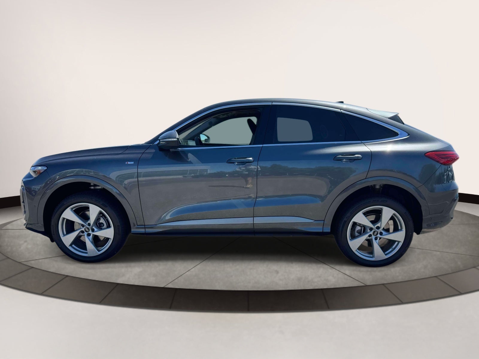 2026 Audi Q5 Sportback 2.0T Premium Plus