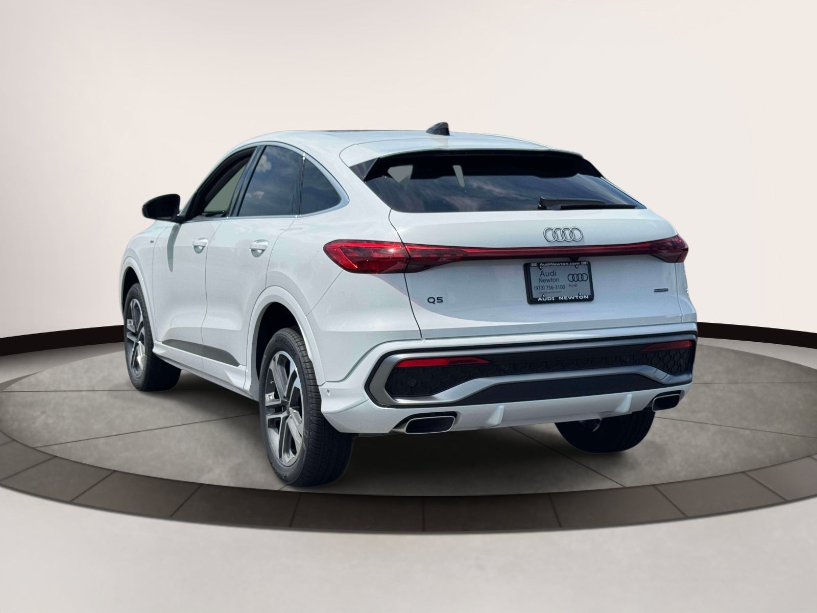 2026 Audi Q5 Sportback 2.0T Premium Plus