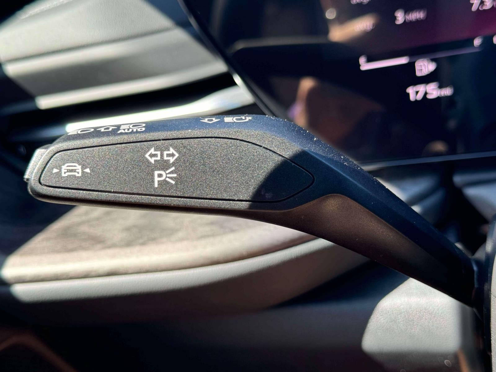 2025 Audi Q5 Sportback 2.0T Premium Plus