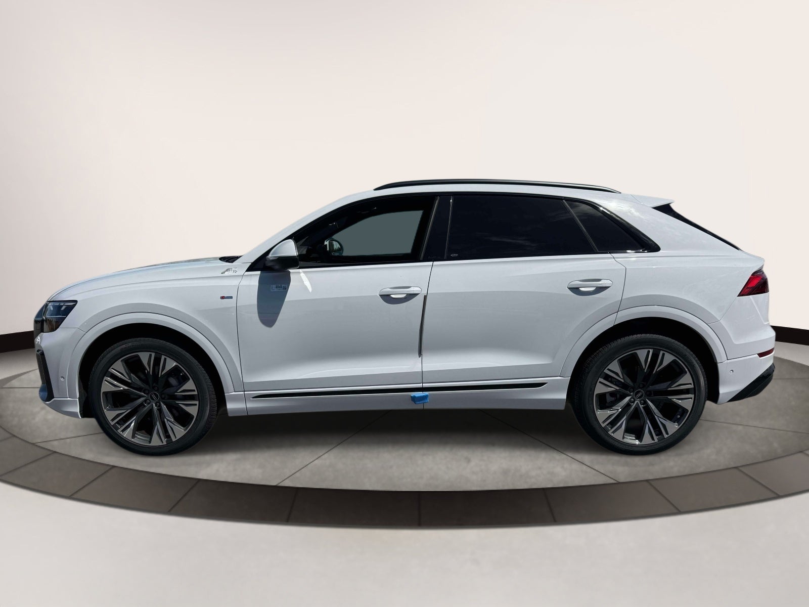 2026 Audi Q8 Premium Plus quattro