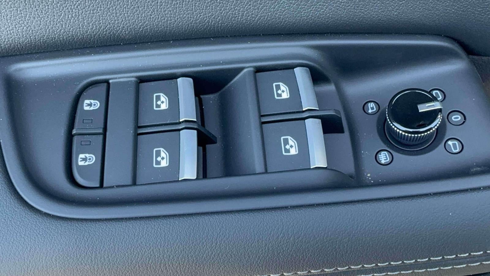 2026 Audi Q8 Premium Plus