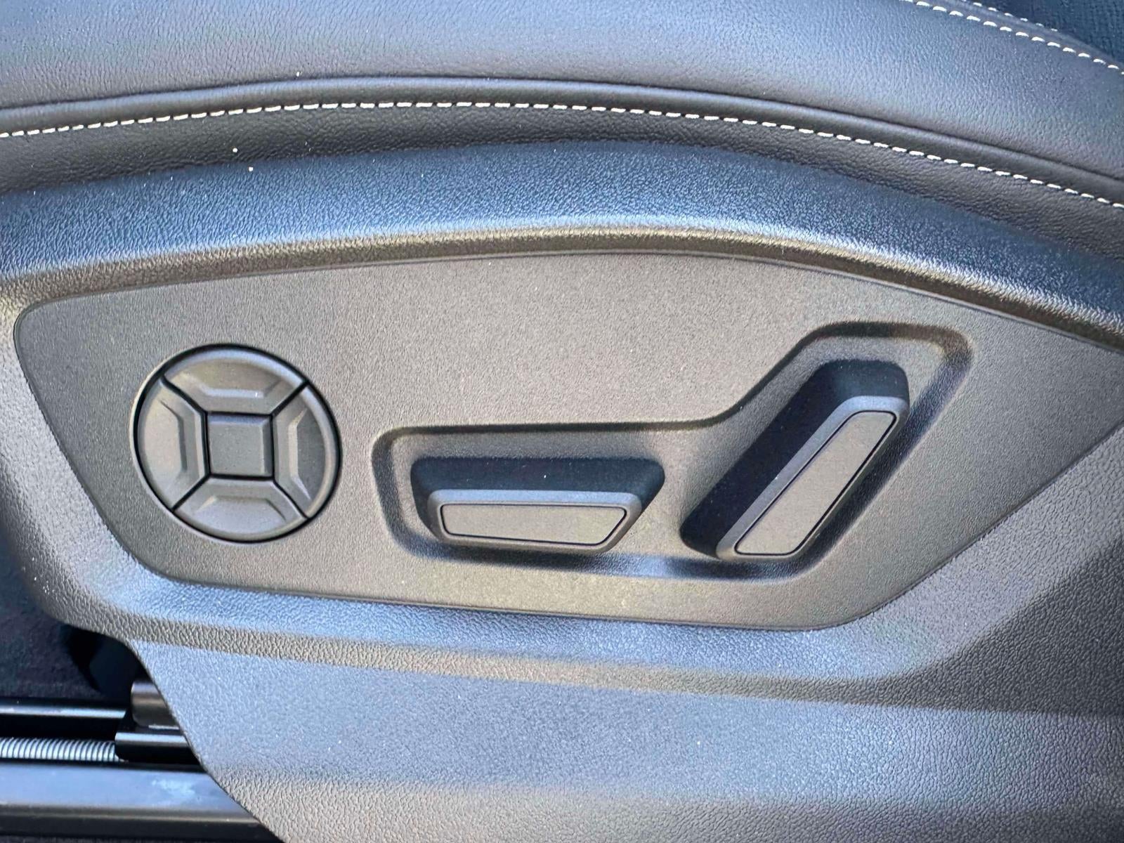 2026 Audi Q8 Premium Plus