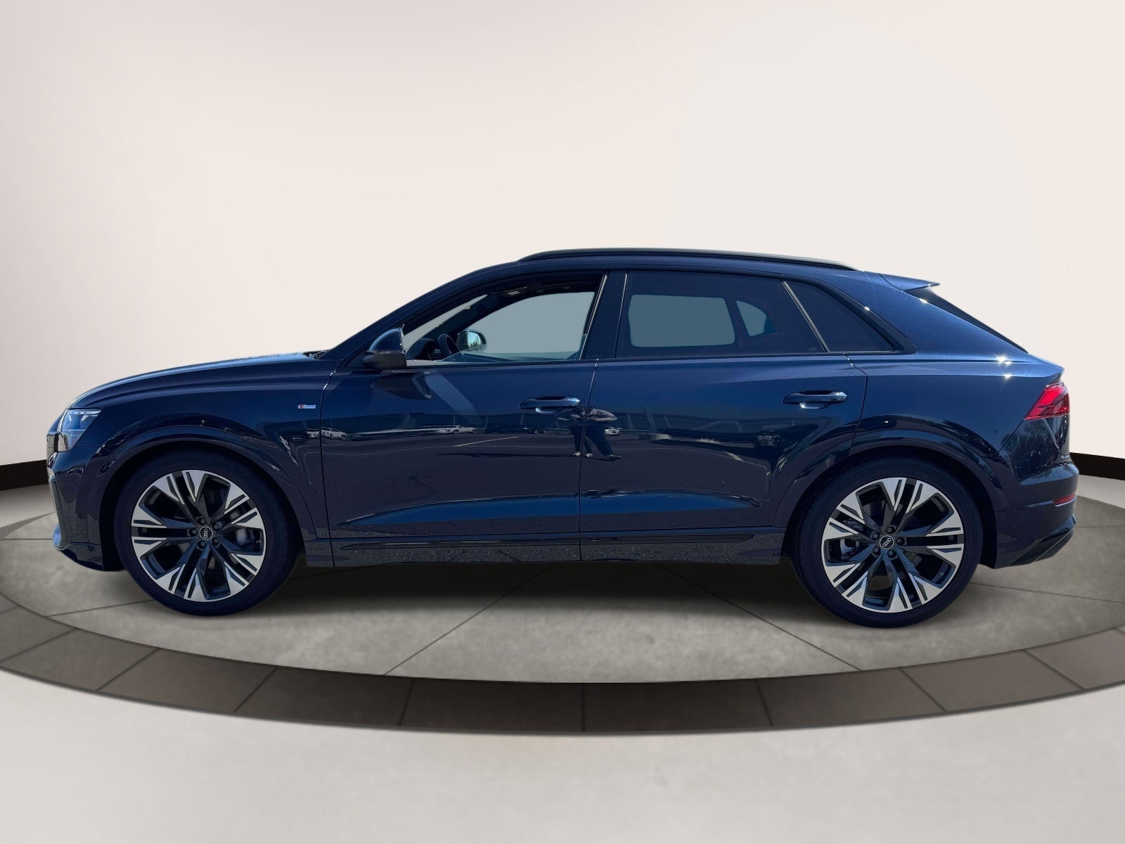 2026 Audi Q8 Premium Plus