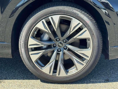2026 Audi Q8 Premium Plus