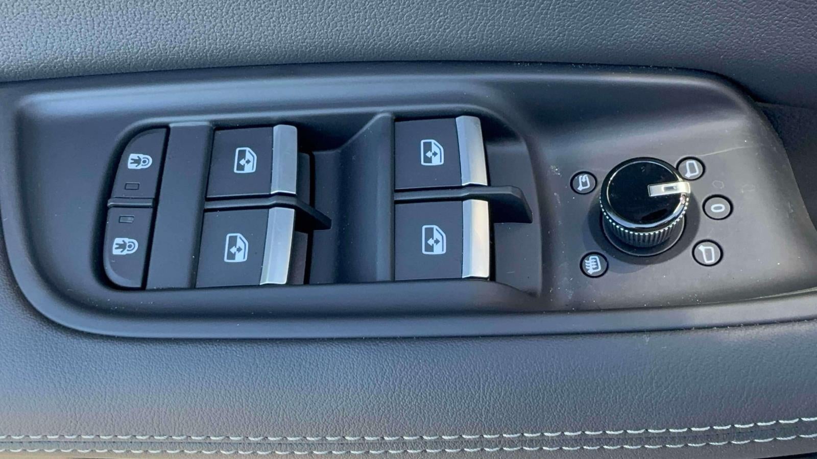 2026 Audi Q8 Premium Plus