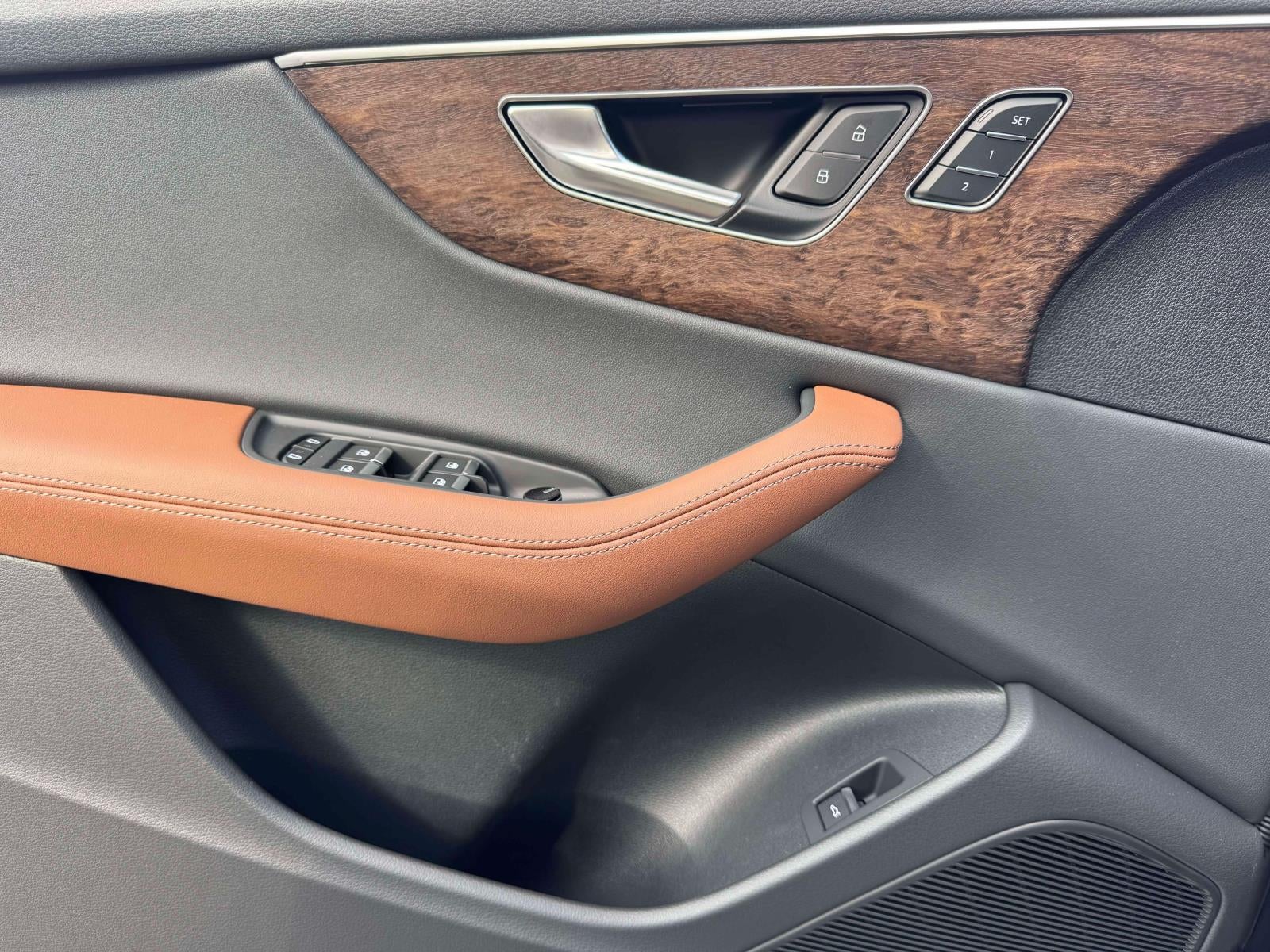 2027 Audi Q8 Premium Plus