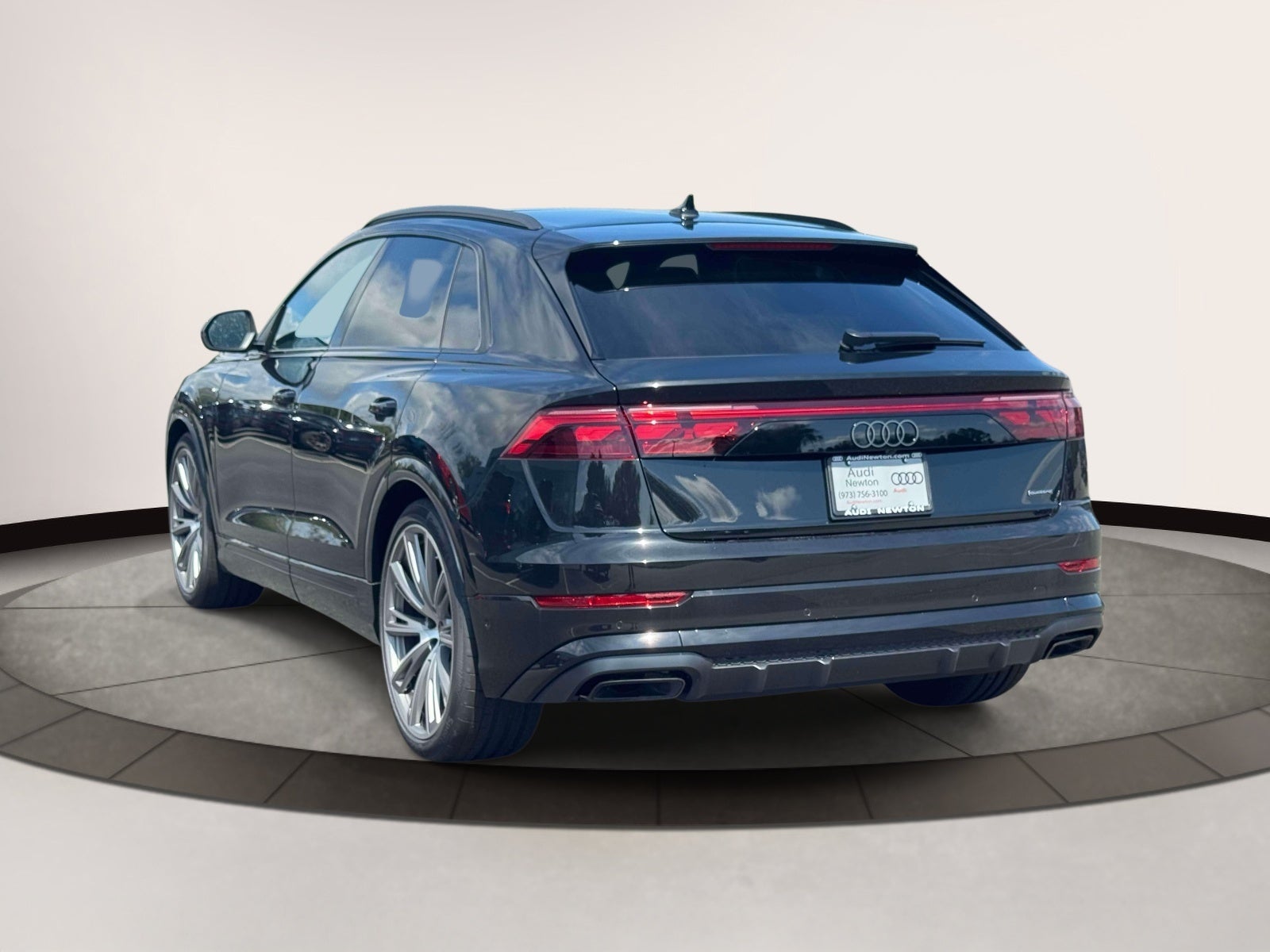 2027 Audi Q8 Prestige quattro