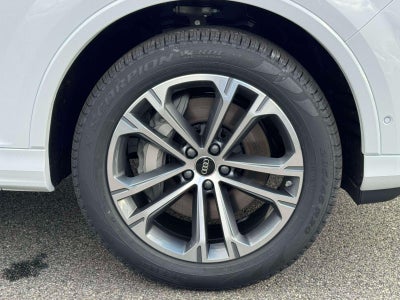 2026 Audi Q7 45 Premium Plus